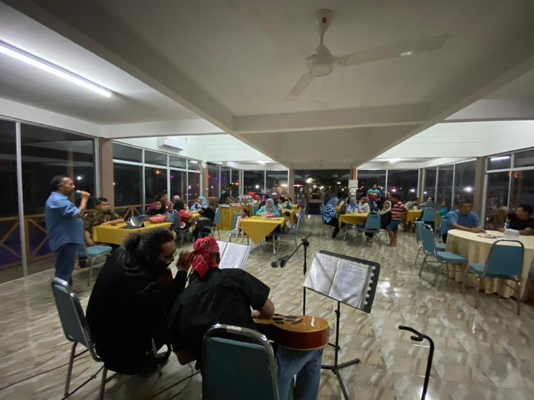 Tamteh Homestay Ayer Hitam Exteriér fotografie