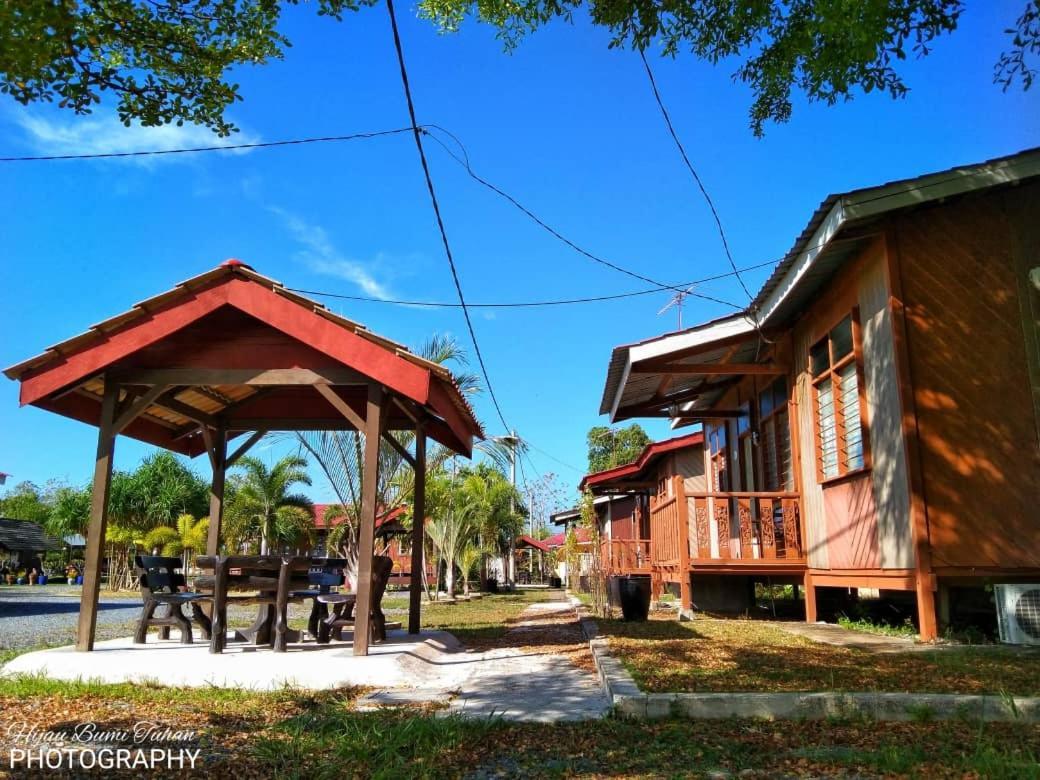 Tamteh Homestay Ayer Hitam Exteriér fotografie