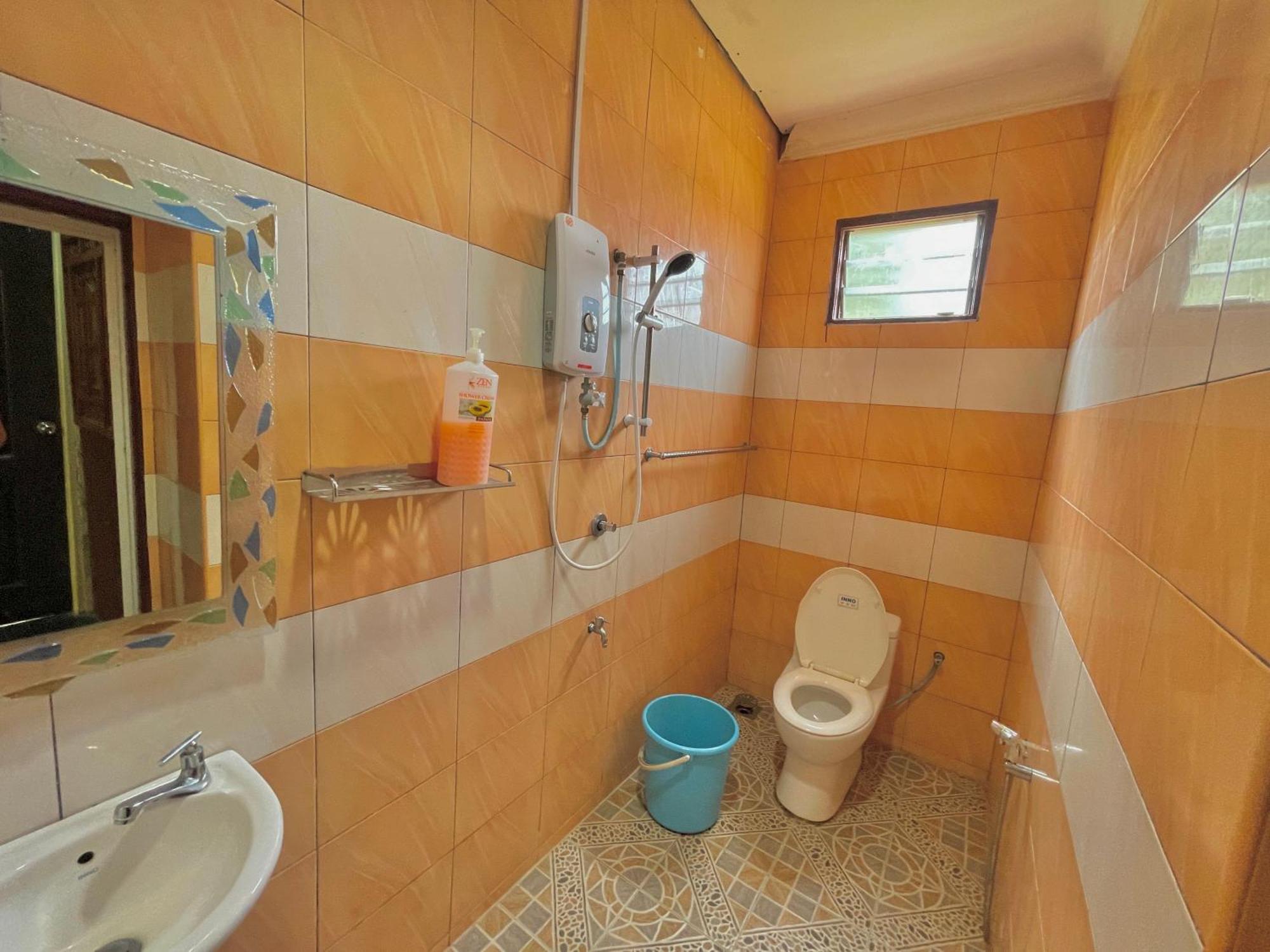 Tamteh Homestay Ayer Hitam Exteriér fotografie