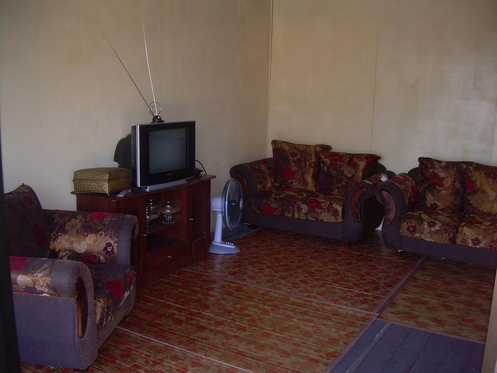 Tamteh Homestay Ayer Hitam Exteriér fotografie